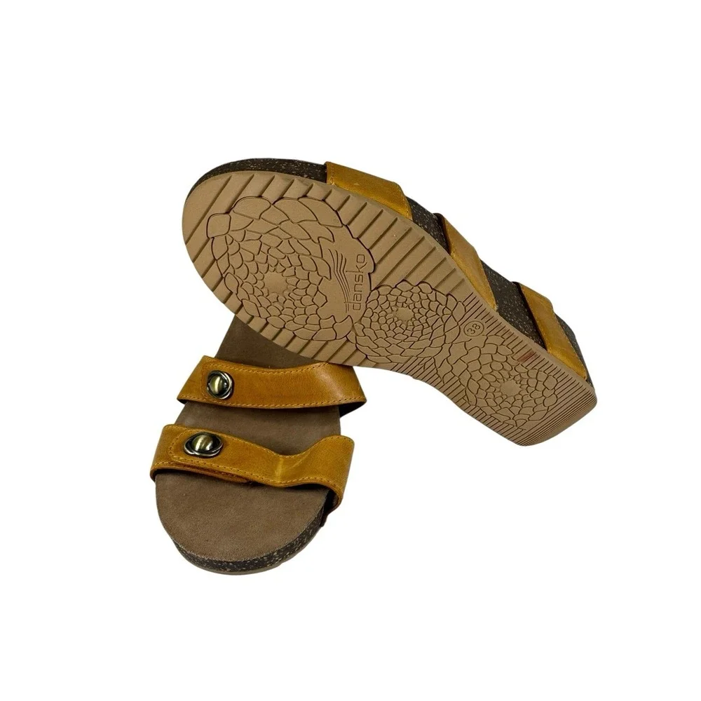 Dansko Savannah Wedge Sandals  Women Size 38 No Box